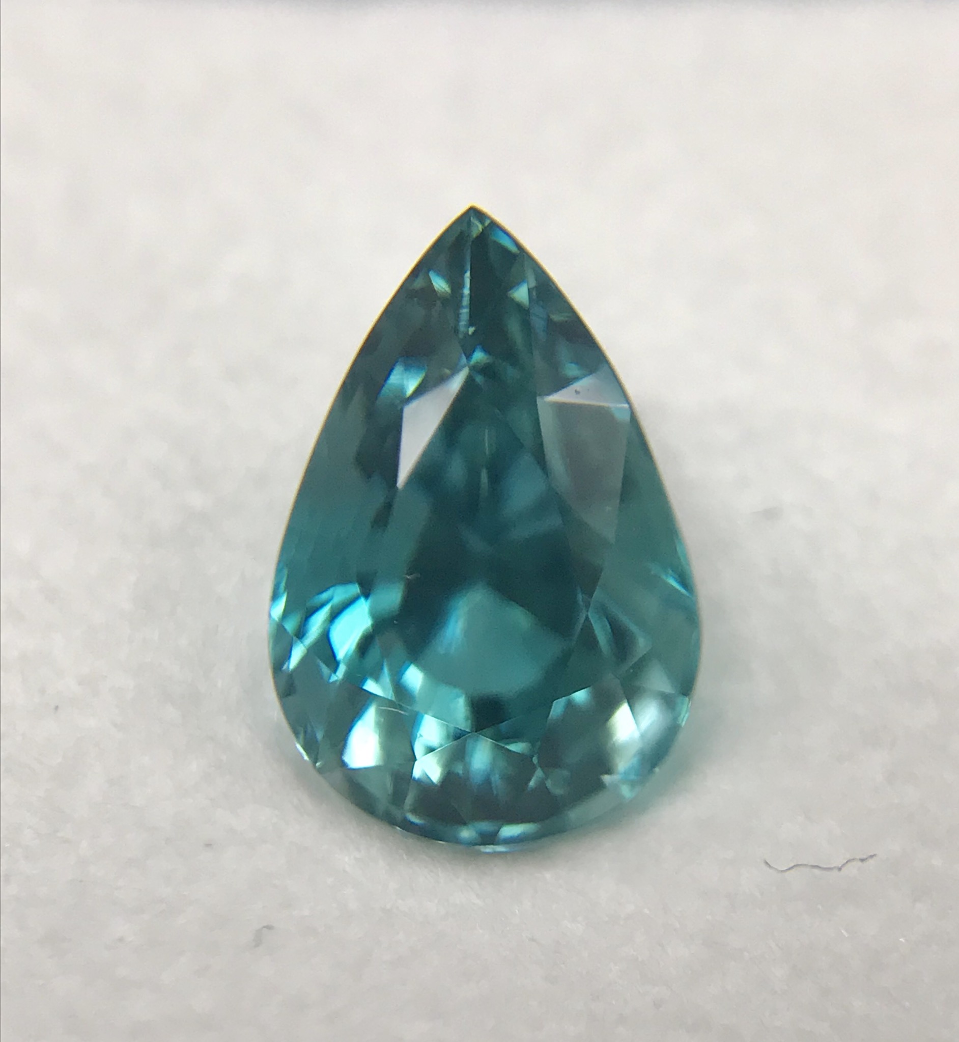 グランディディエライト ルース