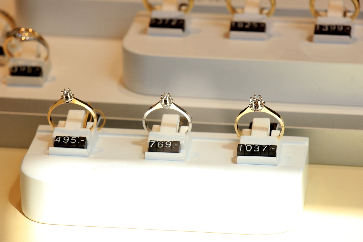 ダイヤモンドリング