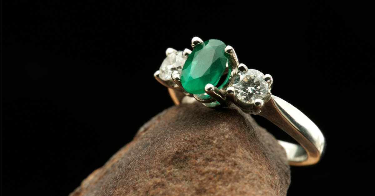 エメラルドリング