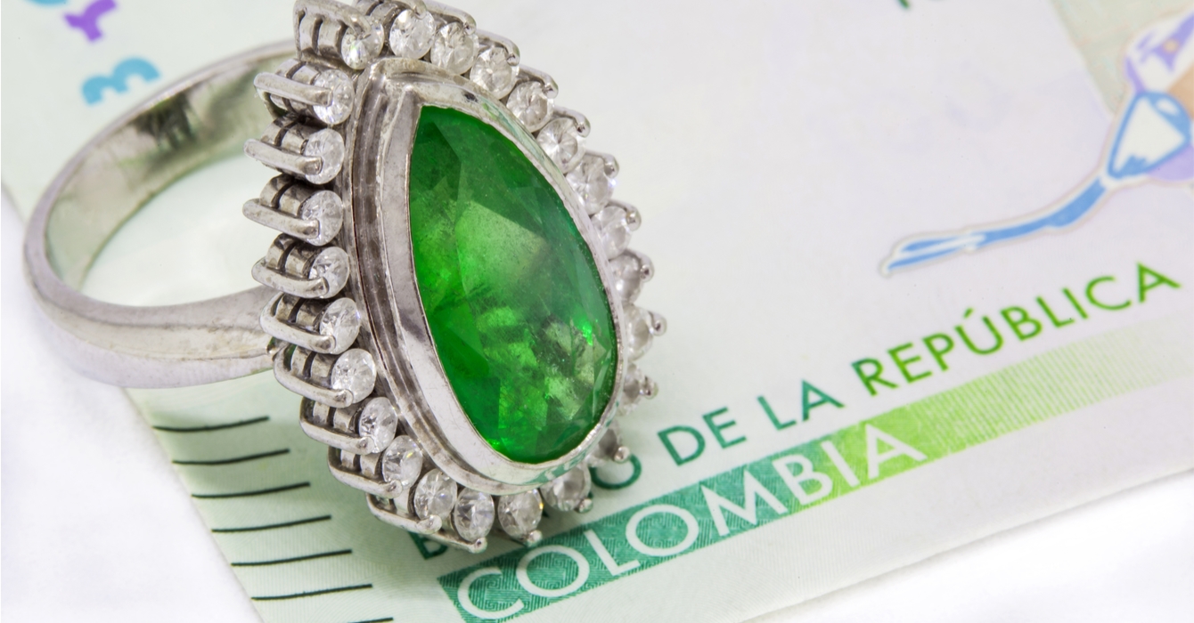 エメラルドリング