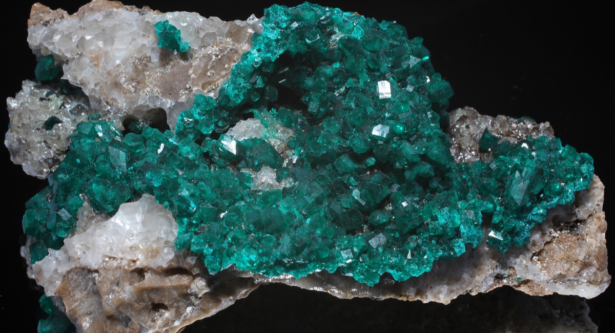 ダイオプテーズ原石