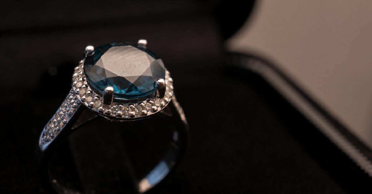 ロンドンブルートパーズ