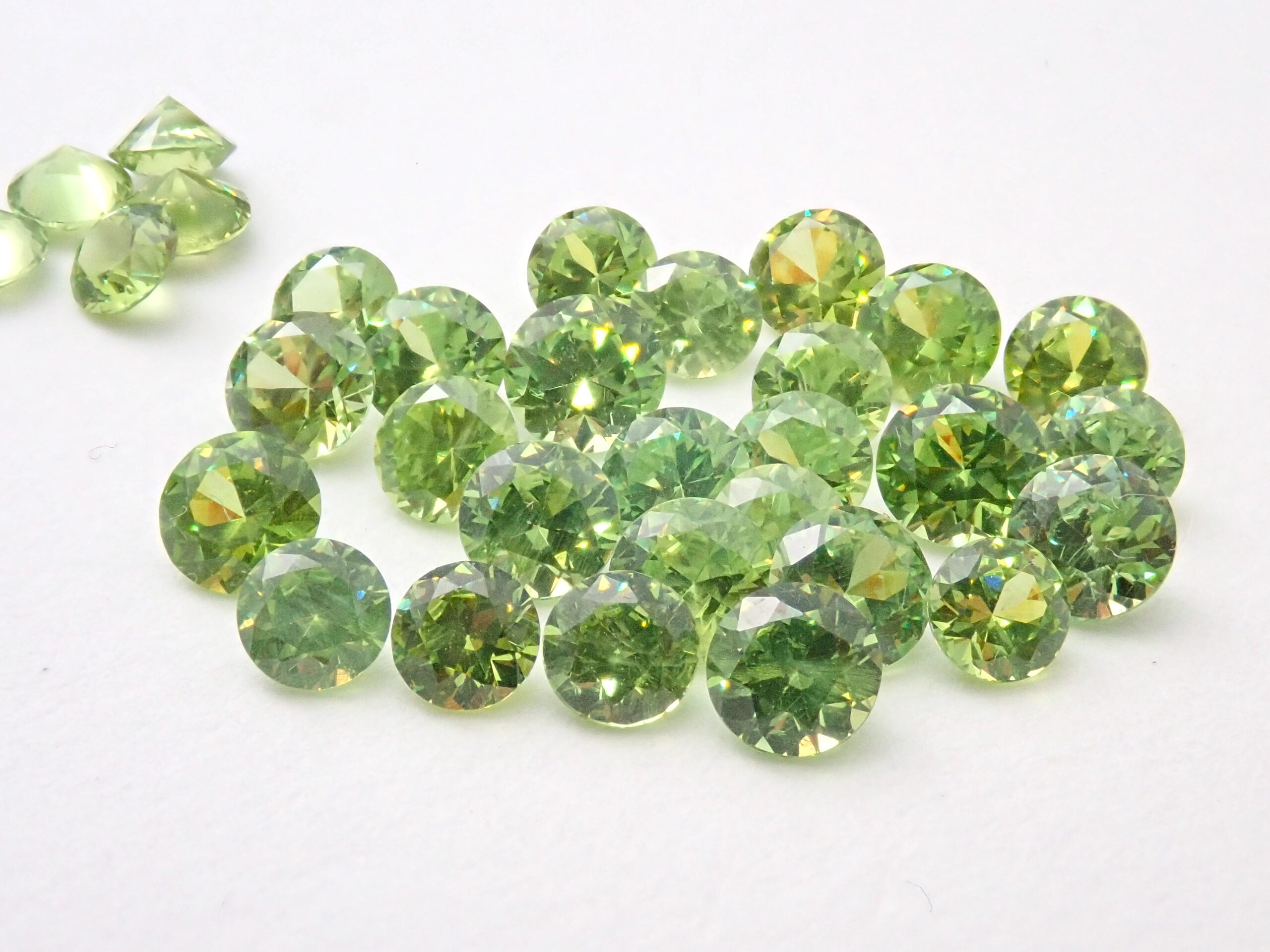 デマントイドガーネット