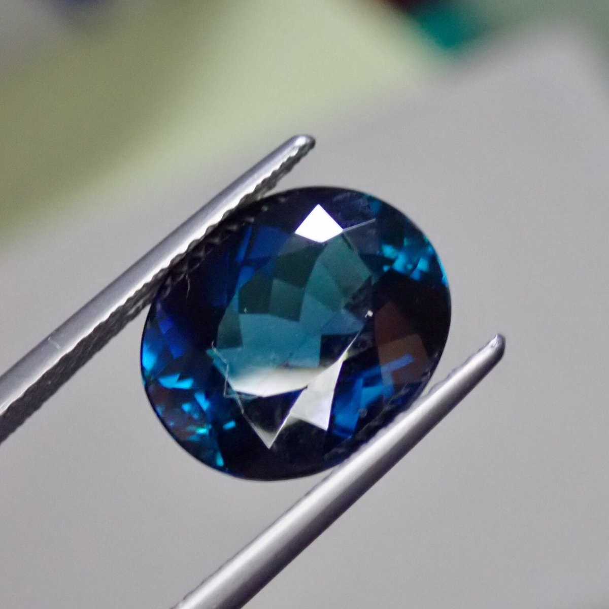 ブルートルマリン インディゴライト