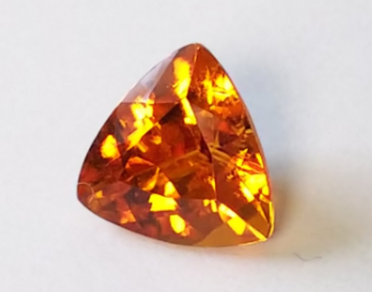 クリノヒューマナイト ルース