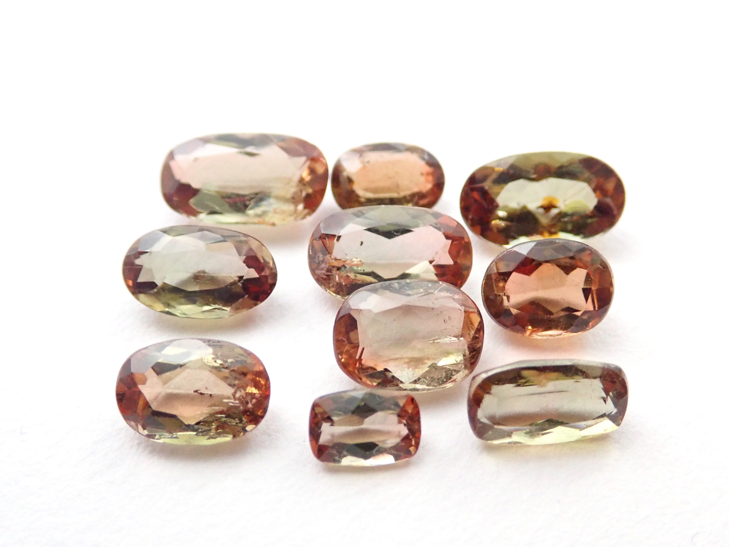 アンダリュサイト