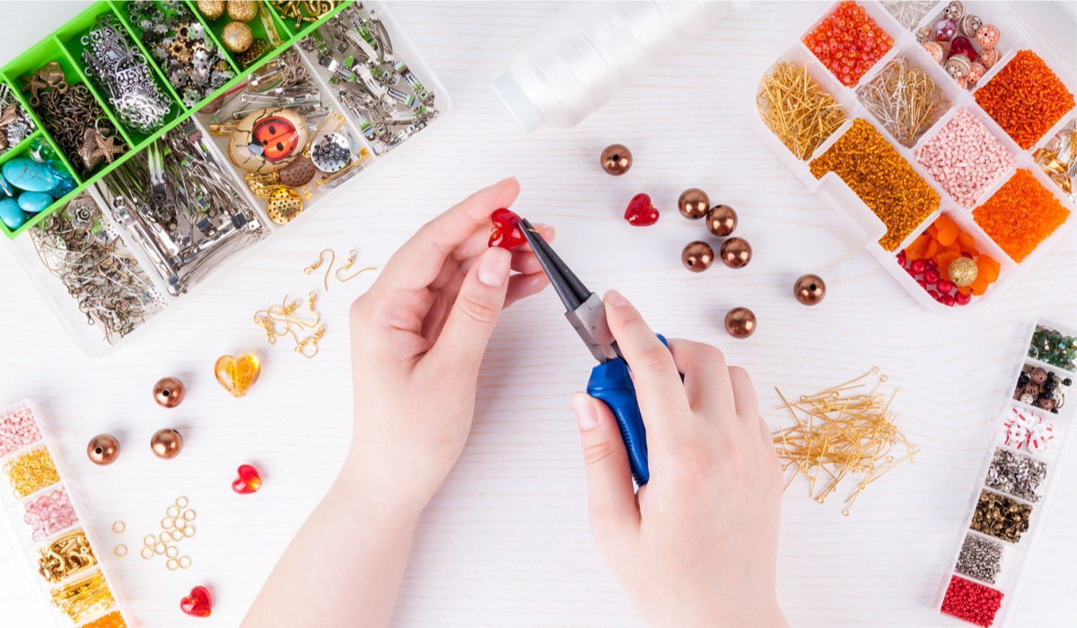 アクセサリーパーツ