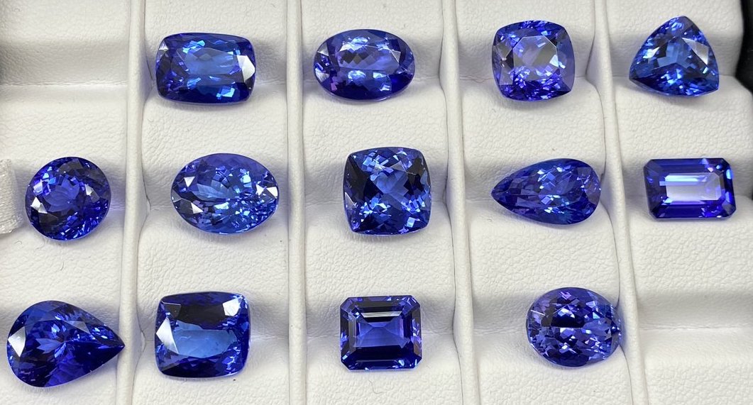 タンザナイト　ルース