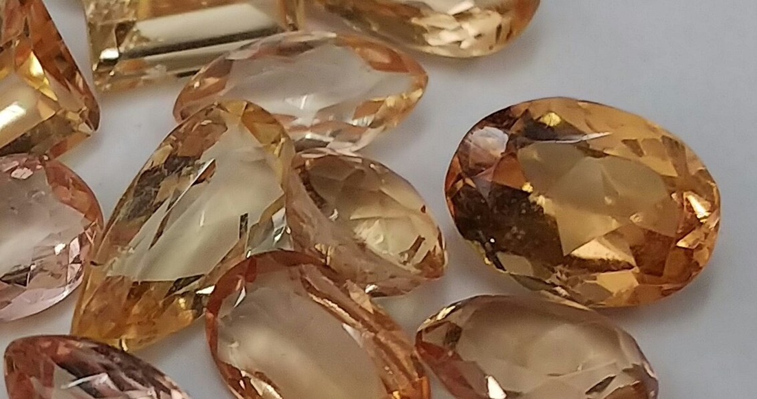 インペリアルトパーズ　ルース