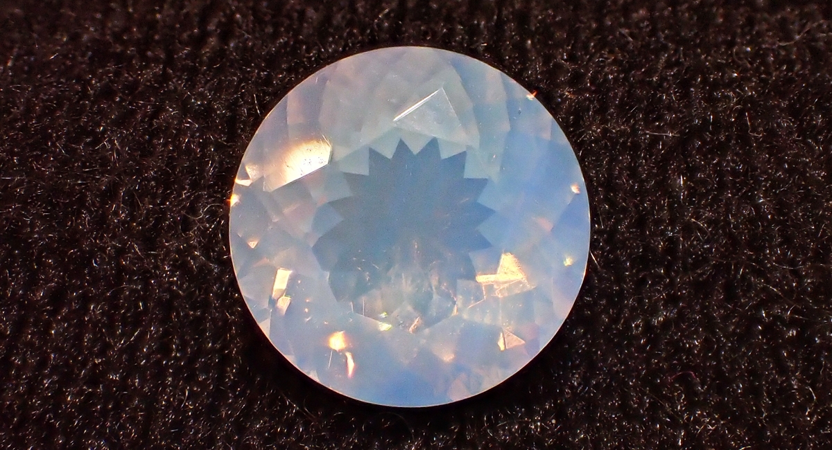 ブルーハイアライトオパール　ルース