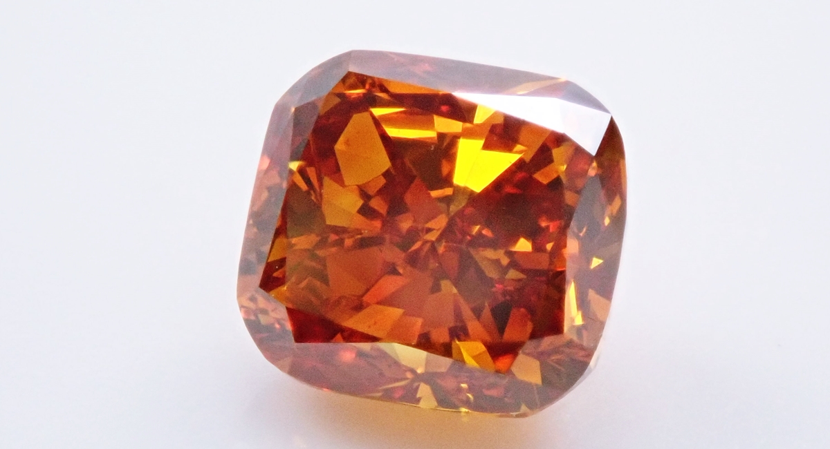 オレンジダイヤモンド　ルース