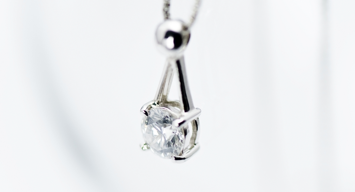 ダイヤモンドネックレス